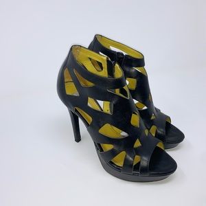 Pour La Victoire Sloane Sandals